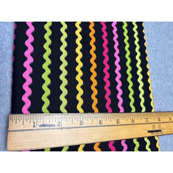Holly Holderman 1/2 yard x 44” Ric Rac Multi Fabric Cotton - Picture 2 of 9